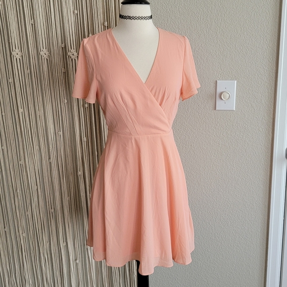 Express Coral Dress - Picture 2 of 5